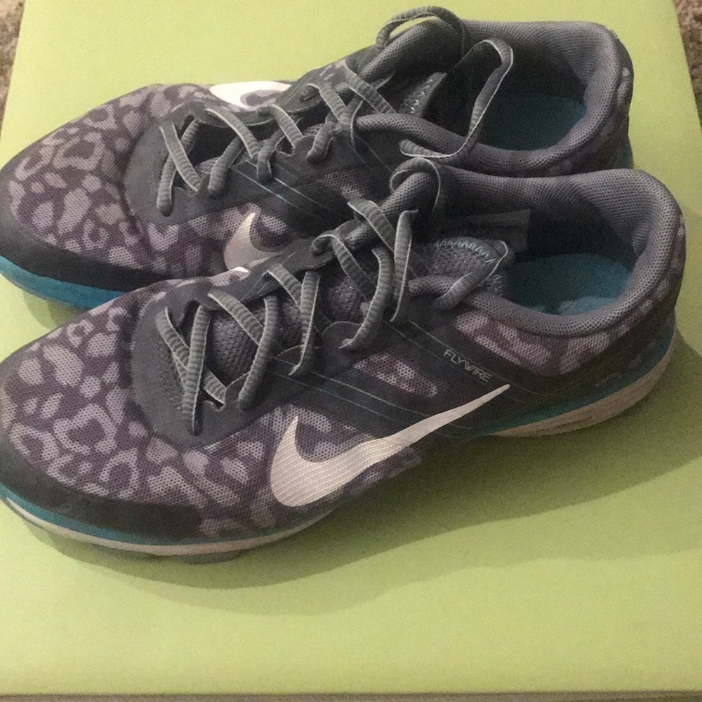 Women’s Nike DualFusion Flywire